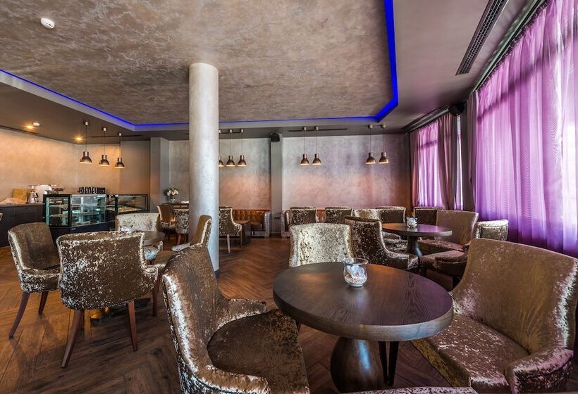 Fotos del hotel All Seasons Residence:  21