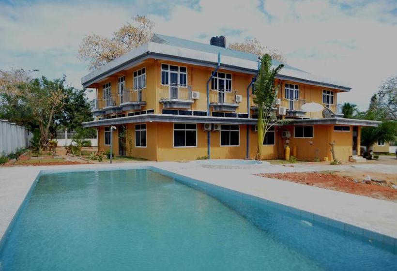 בית מלון כפרי Cashewnut