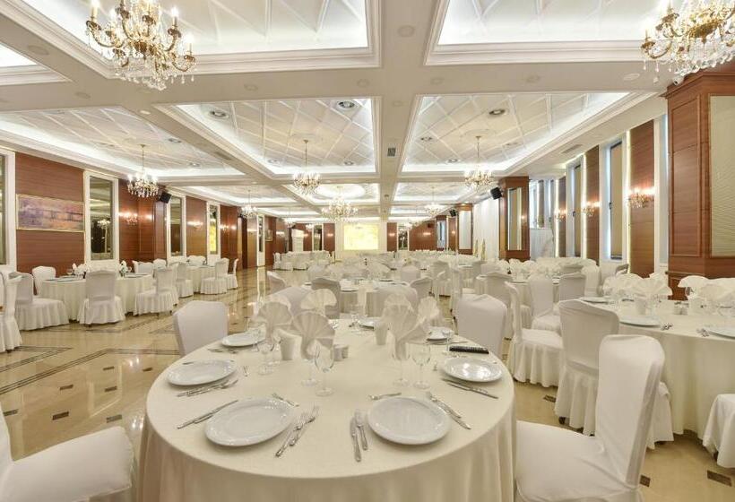 هتل Golden Ring Resort