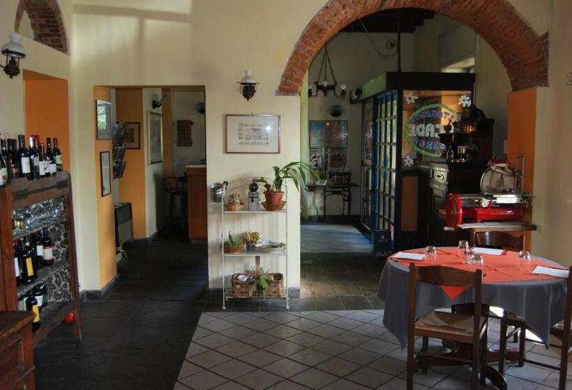 فندق Ristorante Albergo Arcade