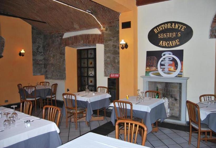 فندق Ristorante Albergo Arcade