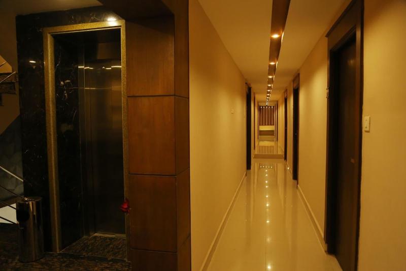 هتل Santhi Bhavan