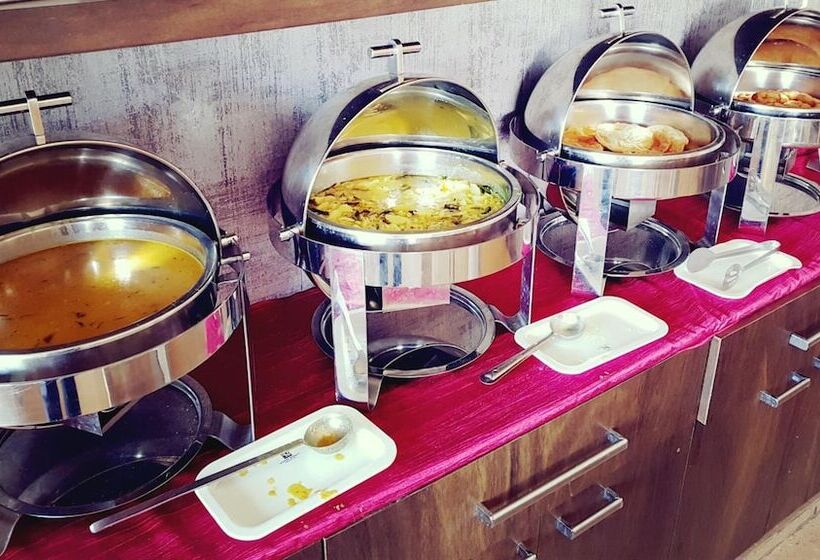 هتل Santhi Bhavan