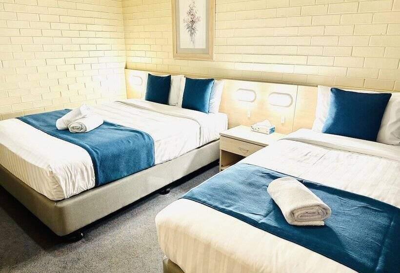Мотель Junee Motor Inn