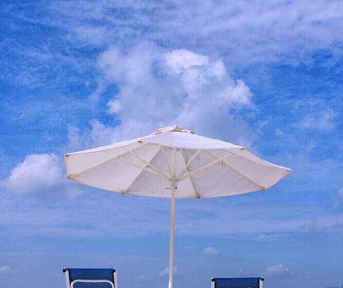 استراحتگاه Royale Chulan Cherating Villa