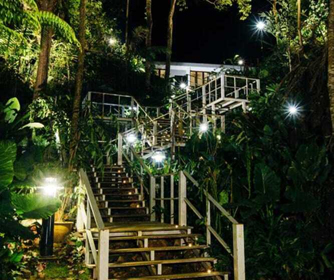استراحتگاه Royale Chulan Cherating Villa