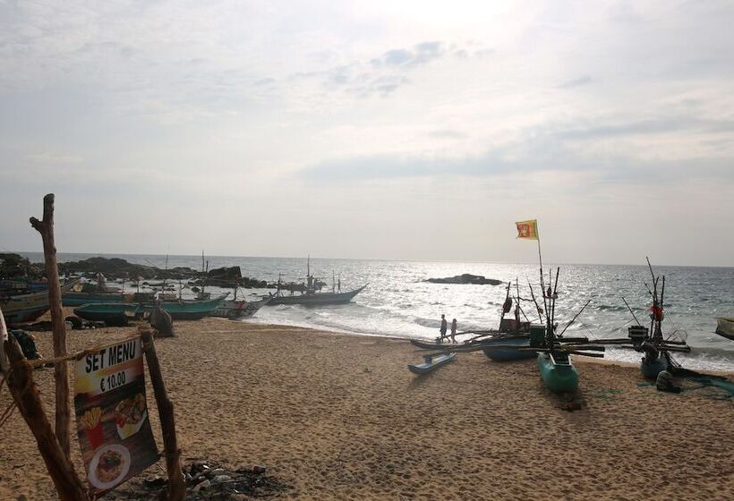 تختخواب و صبحانه Villa Crocodile Beach