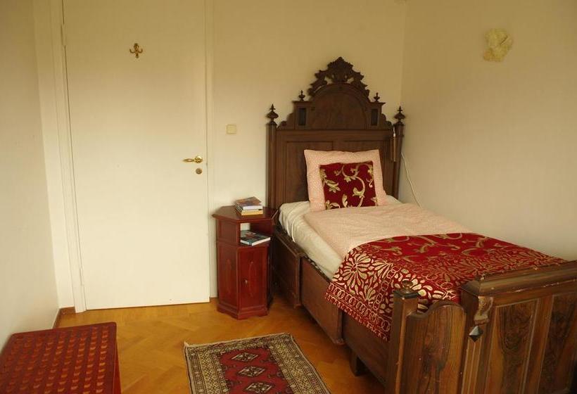 تختخواب و صبحانه Villa Pedell