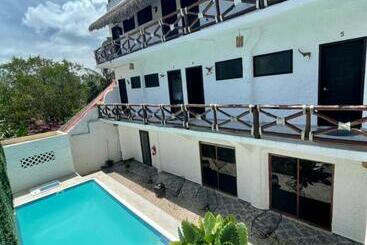 هتل Boutique Casa Baleine