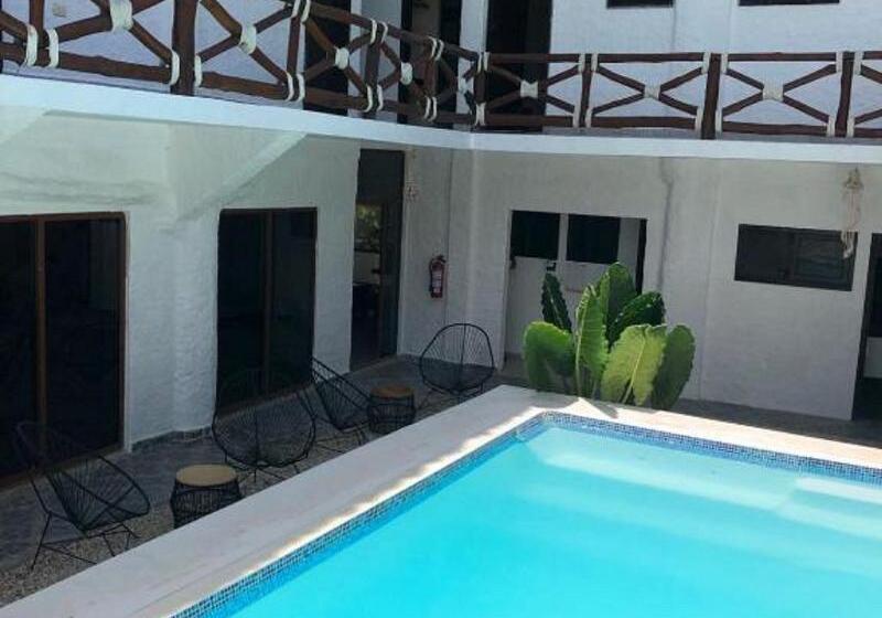 هتل Boutique Casa Baleine