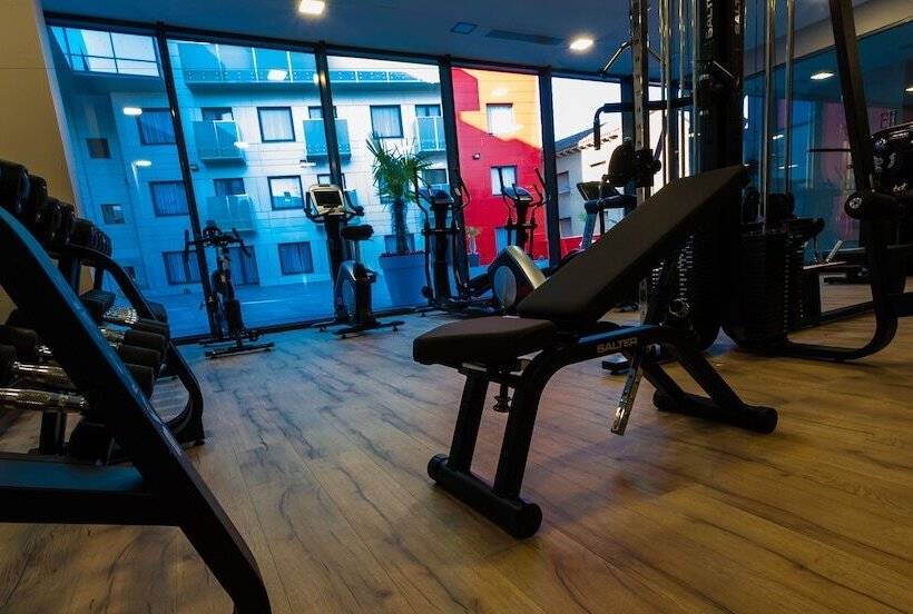 فندق & Spa Ciudad De Binéfar