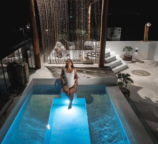 هتل Icaco Island Village  Adults Only