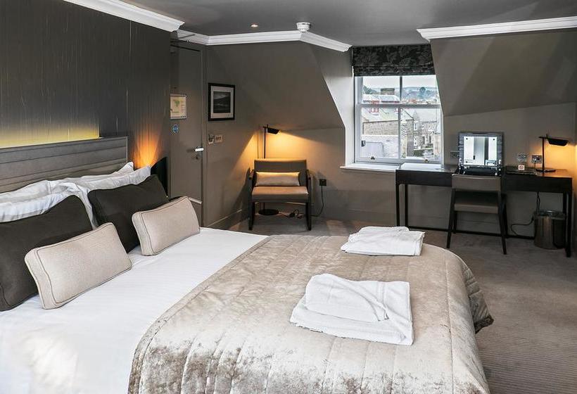 בית מלון כפרי The Marine