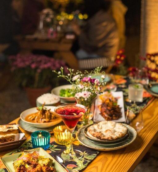 استراحتگاه Karma Chalets