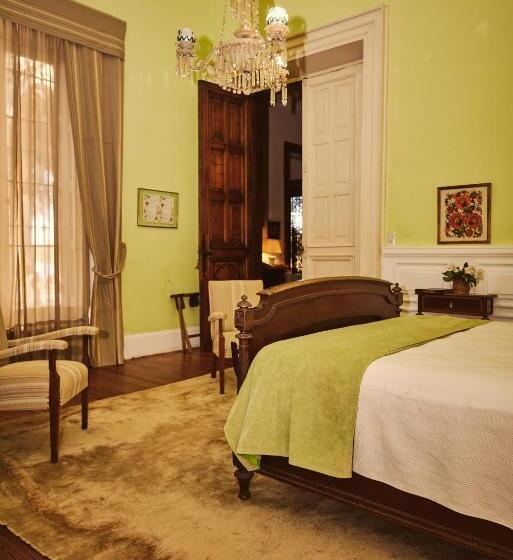 استراحتگاه Palacio Santa Candida