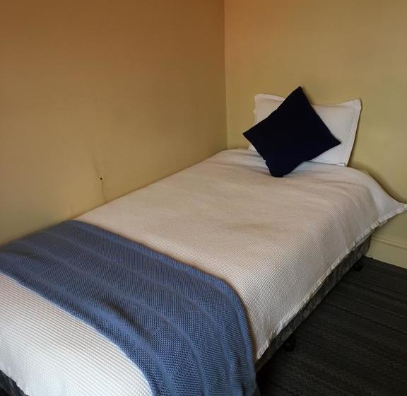 فندق Royal  Cooma