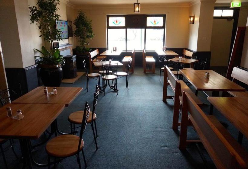 فندق Royal  Cooma