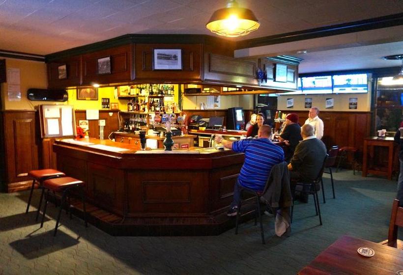 فندق Royal  Cooma