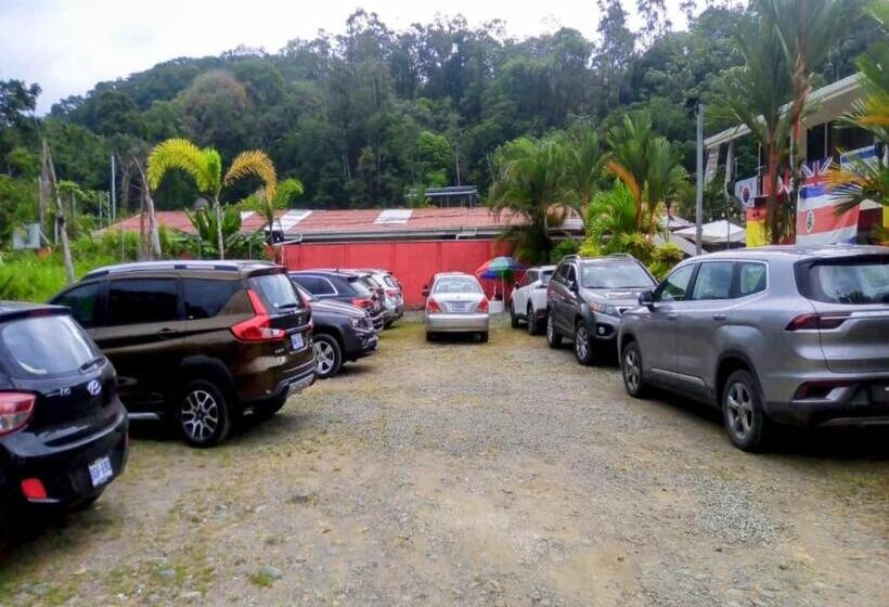 هاستل Puerto Viejo