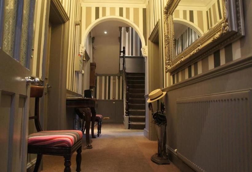 مبيت وإفطار Burlington House