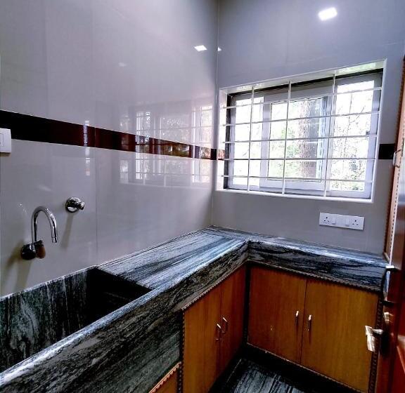 هتل Gvs Residency