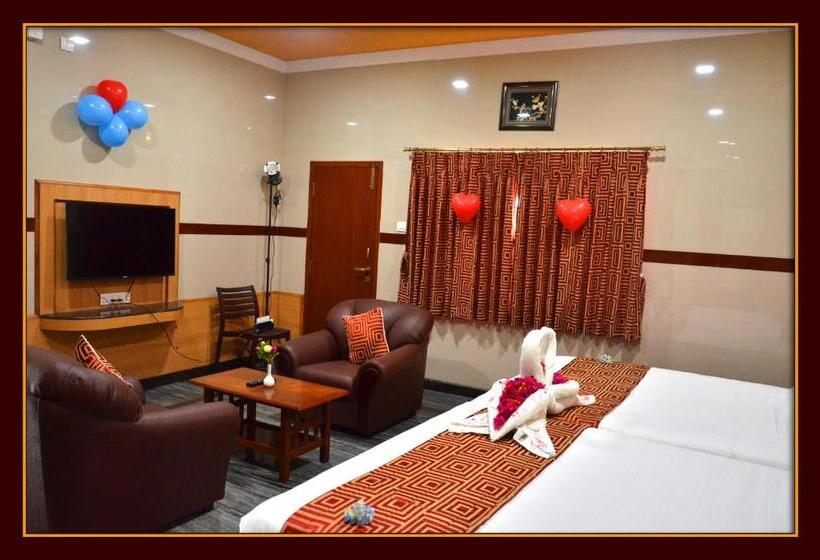 هتل Gvs Residency