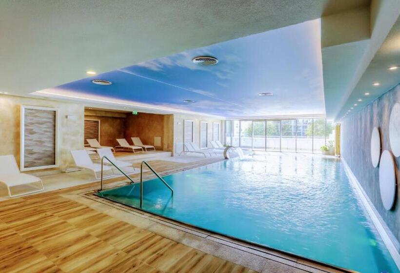 Maritim Hotel Paradise Blue