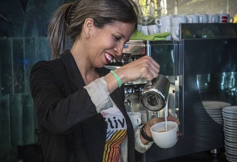 Fotos del hotel Mika Downtown:  12