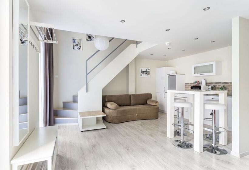 Fotos del hotel Mika Downtown:  24