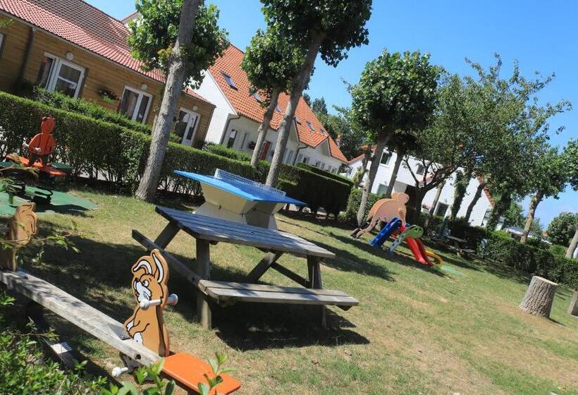 هتل Chez Mireille Reingam Park