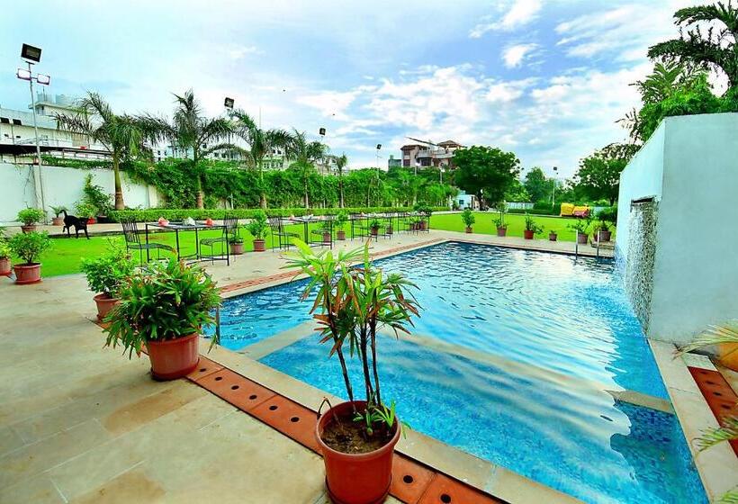 Fotos del hotel V One Pride:  12