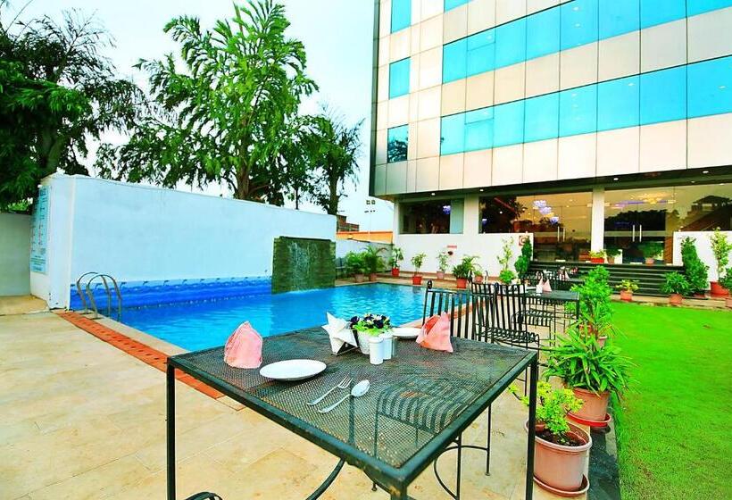 Fotos del hotel V One Pride:  14