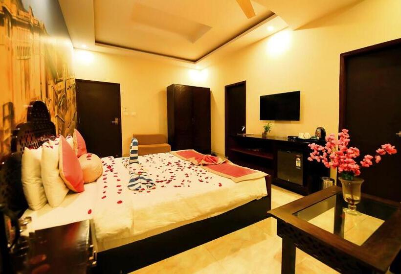 Fotos del hotel V One Pride:  8