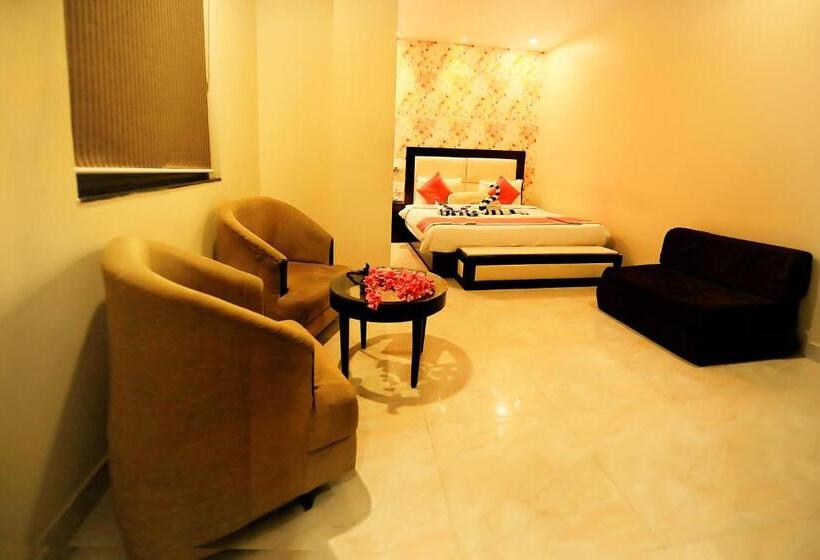 Fotos del hotel V One Pride:  29