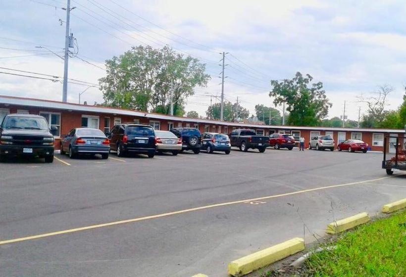 Leisure Motel