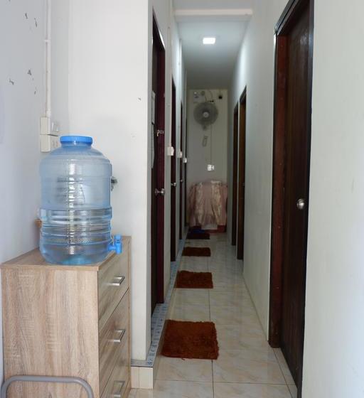 Lipe Hostel
