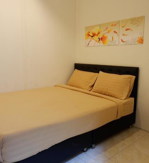 Lipe Hostel