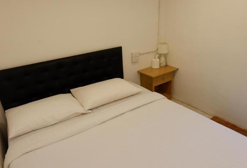 Lipe Hostel