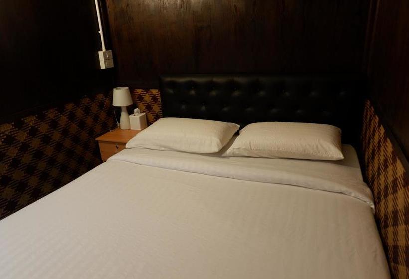 Lipe Hostel