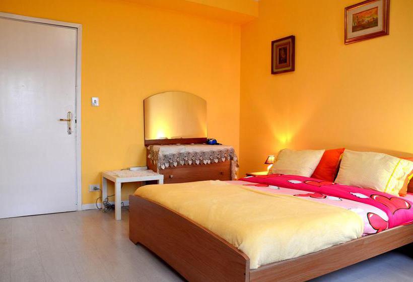 تختخواب و صبحانه Bed&Breakfast Nice House