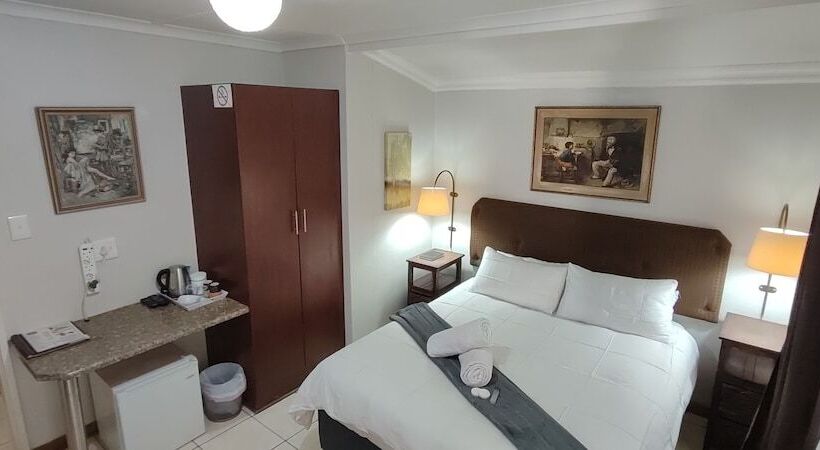 تختخواب و صبحانه Premiere Guesthouse