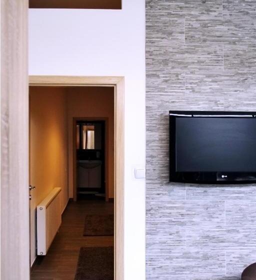 مبيت وإفطار Rooms Fitea