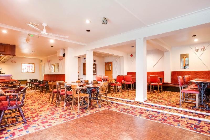 Fotos del hotel Godolphin Arms Hotel:  2