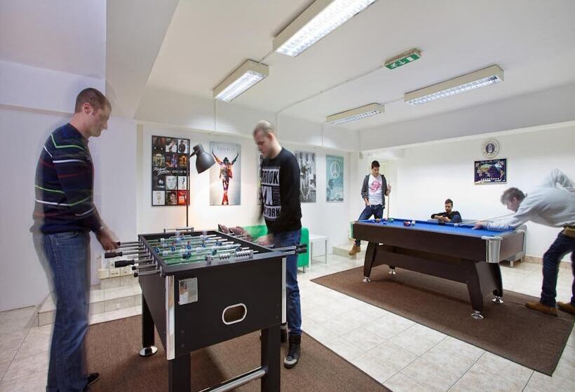 Hostel Bureau