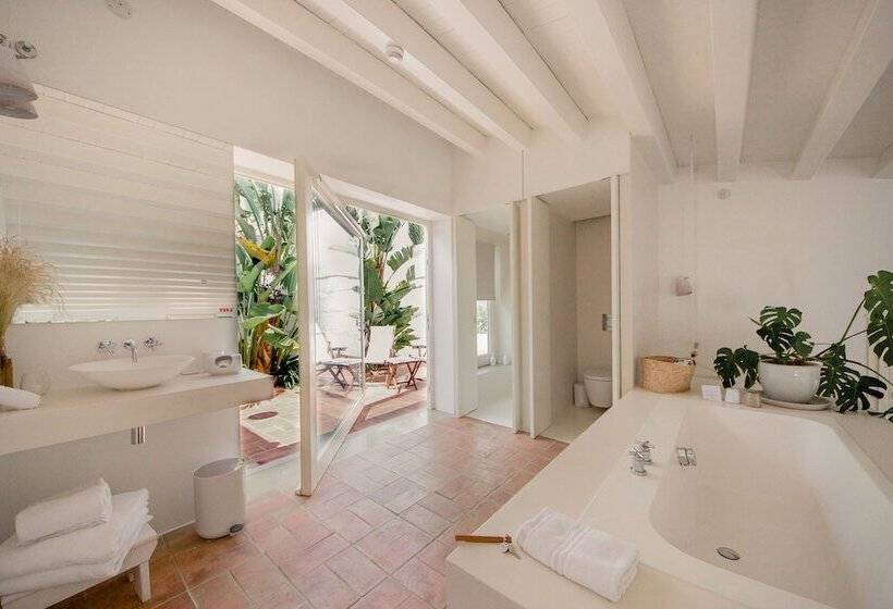 هتل Casa Mãe Lagos