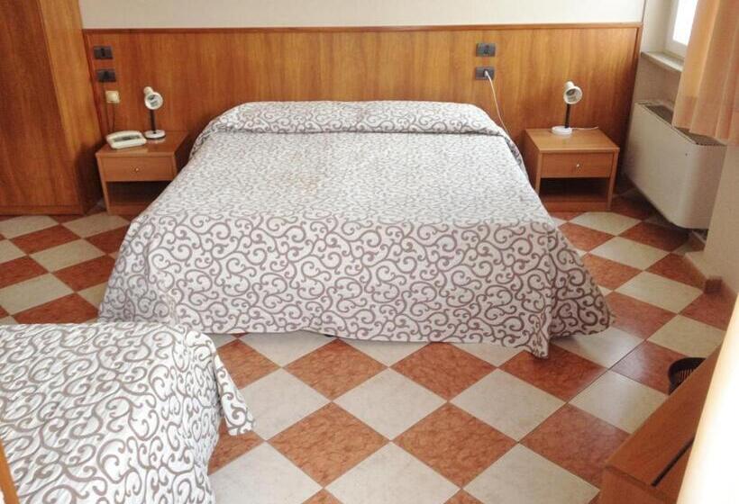 בית מלון כפרי Daina