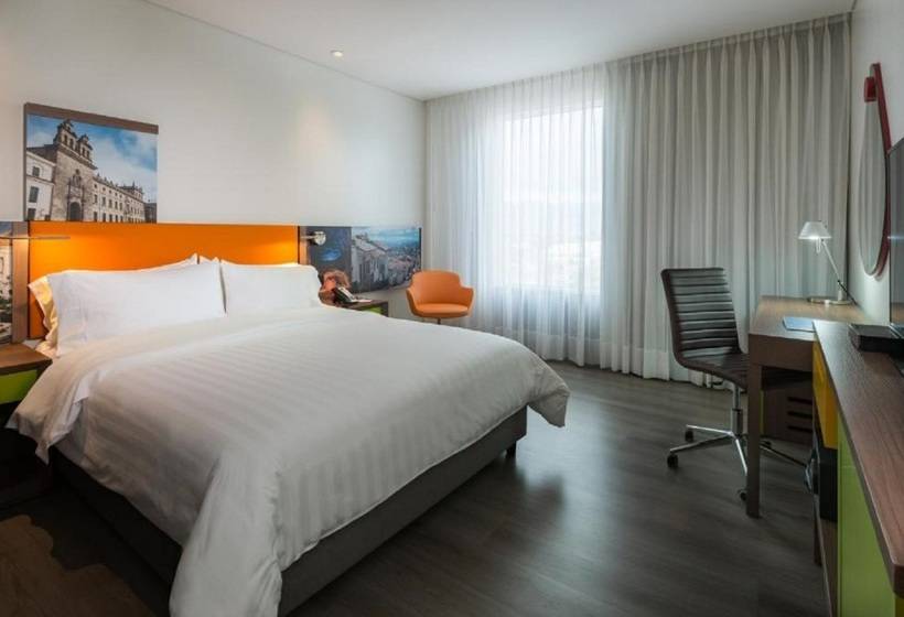 Hotel Hampton By Hilton Bogota Airport