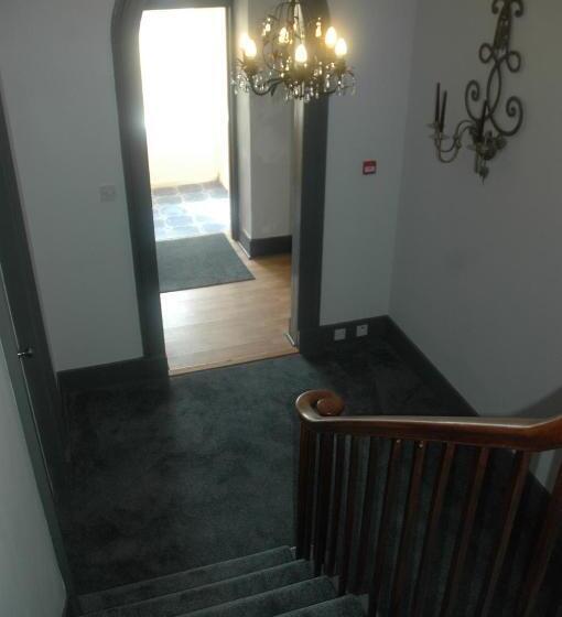 هتل Maryfield House
