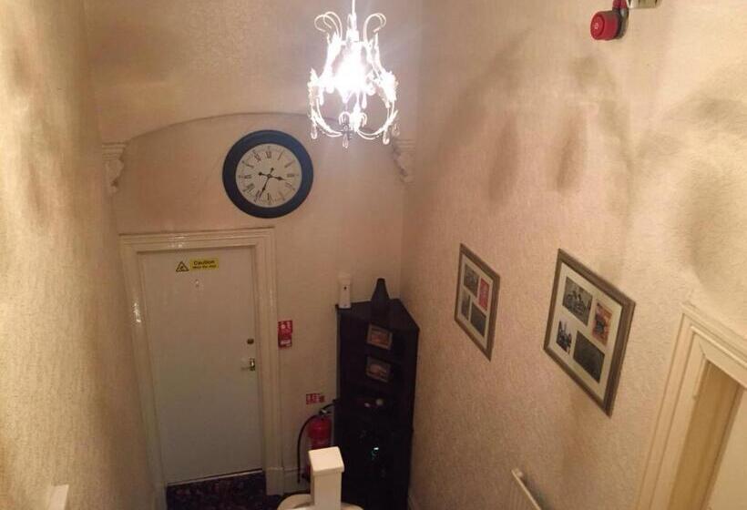 Fotos del hotel Myroomz New Discovery:  2