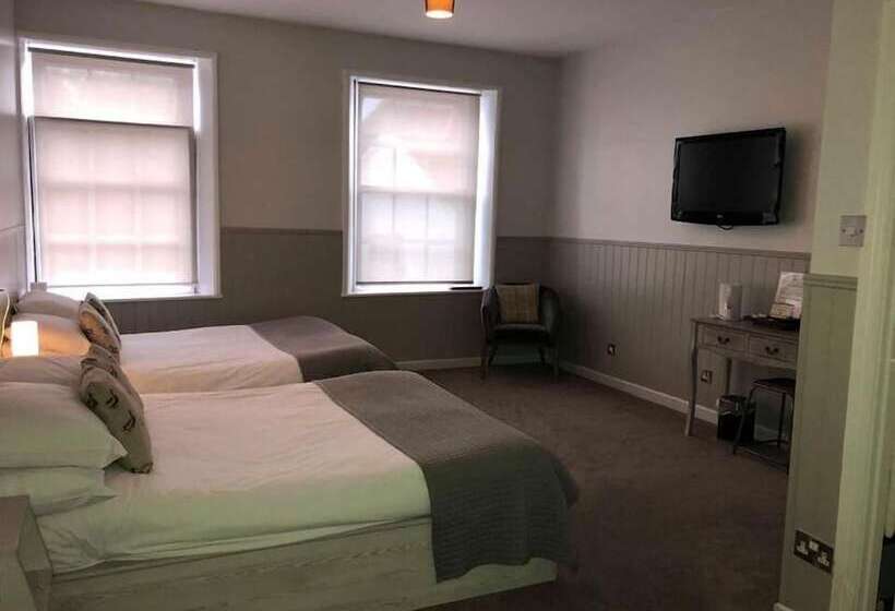 هتل The Townhouse Sutton